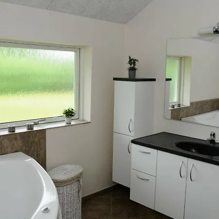 בית נופש 8 Person Holiday In Bl Vand