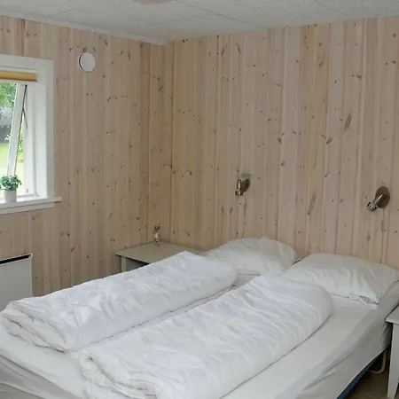 8 Person Holiday In Bl Vand